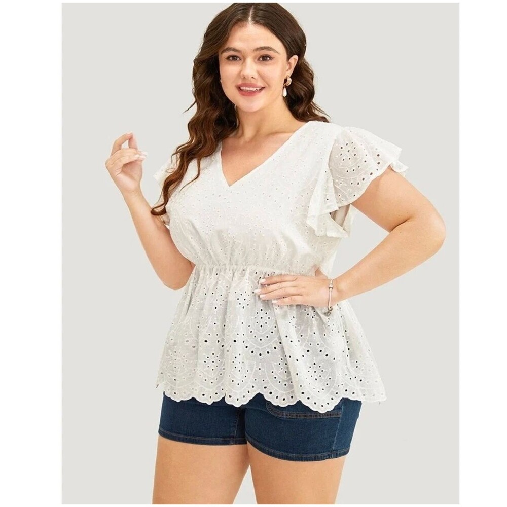 Bloomchic 10 M Solid Ruffles Scalloped Trim Laser Cut Blouse White - Picture 2 of 11